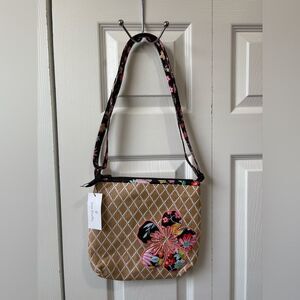 Vera Bradley women purse